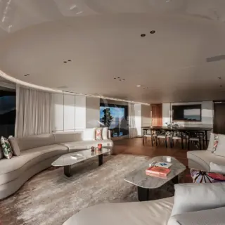 CADA DIA - Main Salon