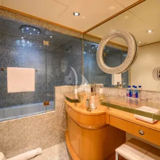 Lower Guest en Suite