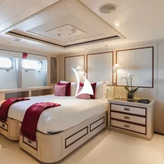 Convertible cabin