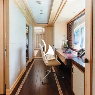 Master office/Corridor to Master cabin