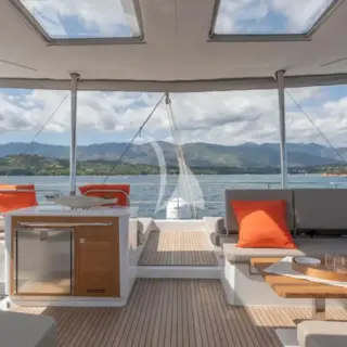 BLUESATION Sistership: Cockpit