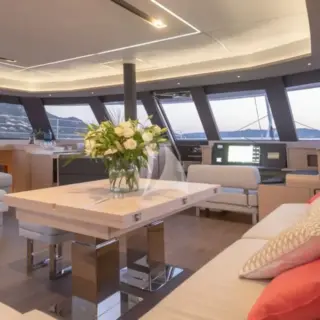 BLUESATION Sistership: Saloon