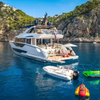 1 LORENA at anchor with toys