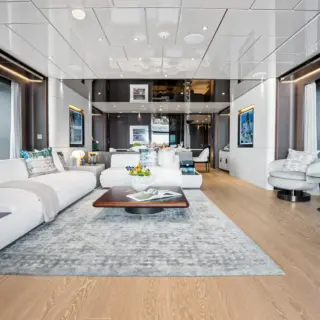 CANOE CANOE - Main Salon