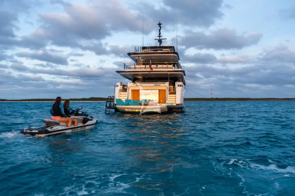 CANOE CANOE - Image 4