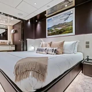 CANOE CANOE - Guest Stateroom