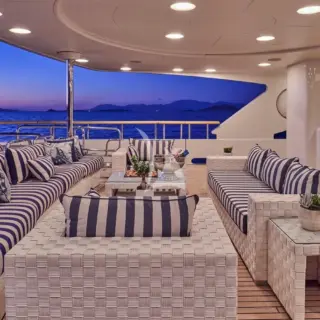 JO I - Aft deck