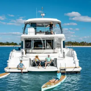 MARY'S GRACE - Beach club