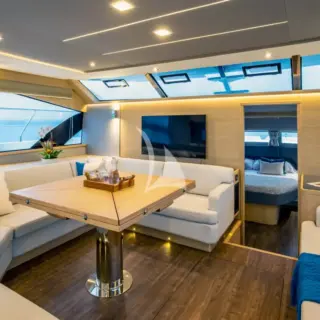 MARY'S GRACE - Main Salon/Living