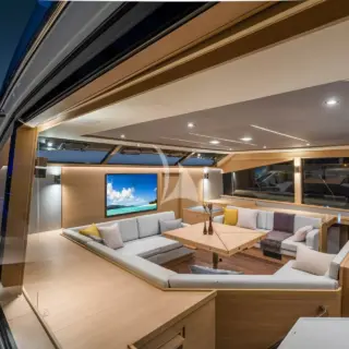 MARY'S GRACE - Main Salon/Living