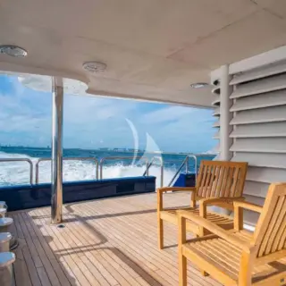 YCM FIFTY - Rear deck