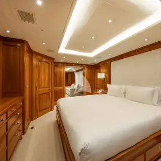 PERSEUS - Master Cabin 1