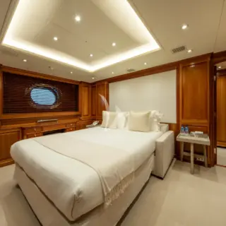 PERSEUS - Master Cabin 2