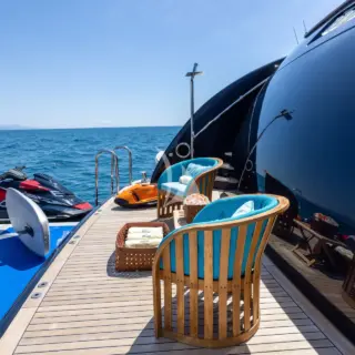 HOLIDAY - Swimming platform