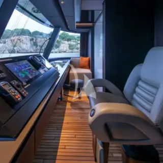 A-PLAN - Indoor helm station