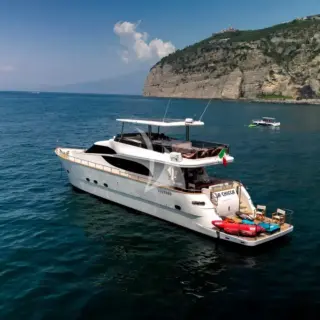 LA CHICCA - Image 10