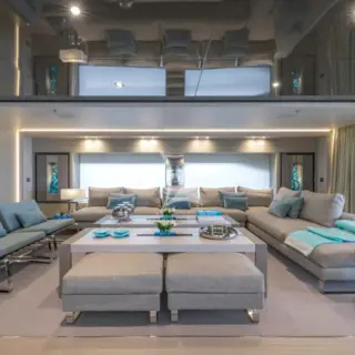 UTOPIA IV - Sky Lounge