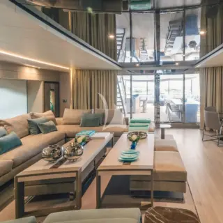 UTOPIA IV - Sky Lounge