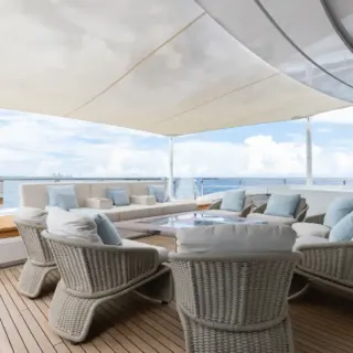 GOLDENEYE - Main Deck Aft