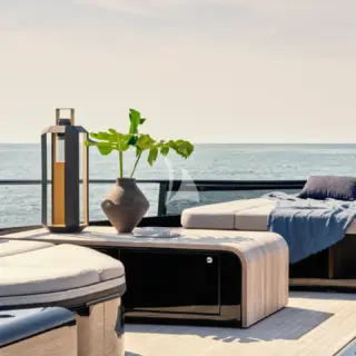 50 SHADES OF PLAY -  Sun deck detail