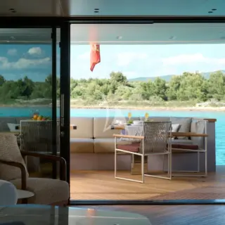 AZZURRI - Saloon entrance 