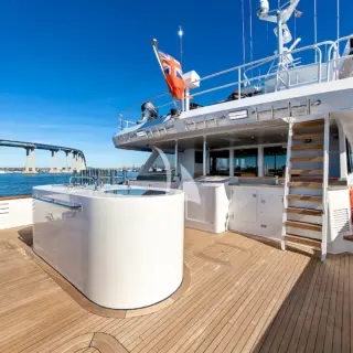 EL REY - Main Aft Deck Fishing Station