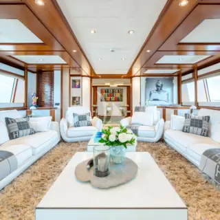 Bunker - Main Deck Salon