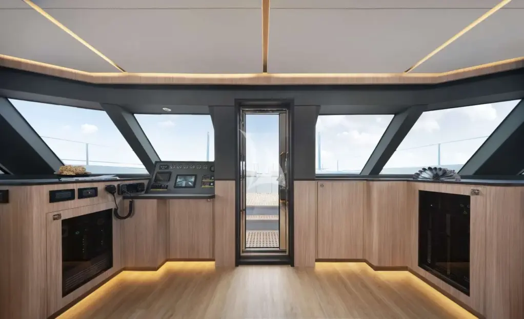 Andare Oltre - Steering area inside