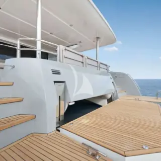 Andare Oltre - Hydraulic Bathing Platform