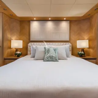 NOVA - Owner's suite 