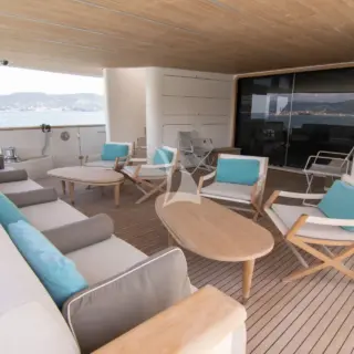 Akar XIII - Main deck aft area