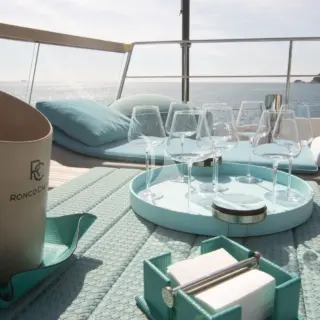 Akar XIII - Fly bridge