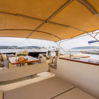 LADY LONA - Image 17