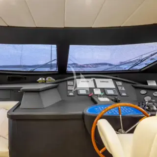 LADY LONA - Image 12