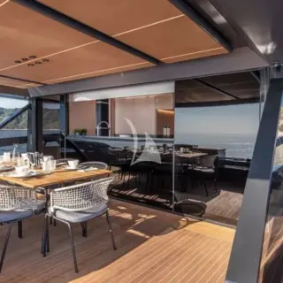 Haze - Aft dining table