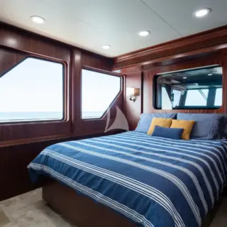 BEYOND CAPRICORN - Bridge Deck VIP Cabin