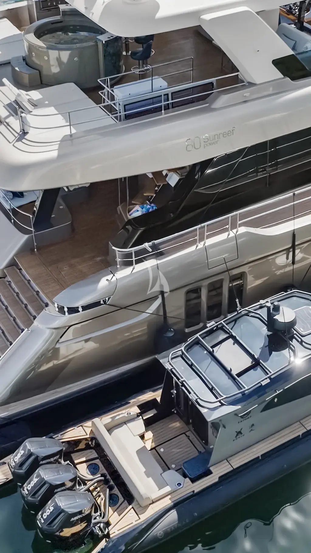 Nauti Nickel & TT Ronin