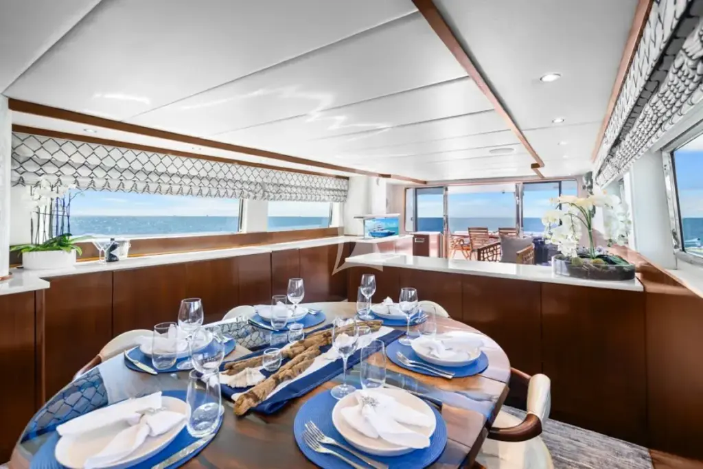 AZURE - Formal Dining (Seats 6 Guests)
