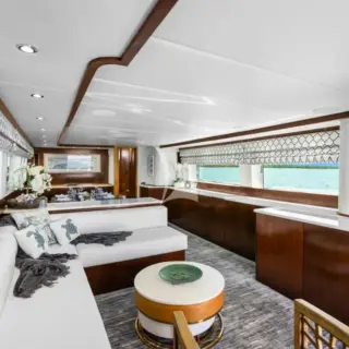 AZURE - Salon looking forward