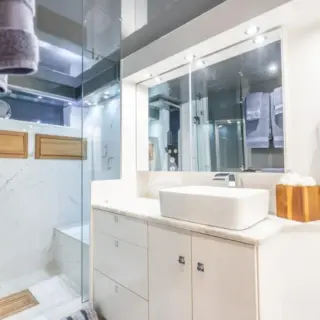 AZURE - King Primary Stateroom en-suite