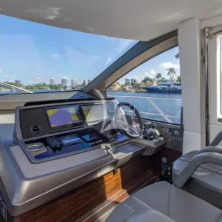 HIGH ROLLER - Image 18