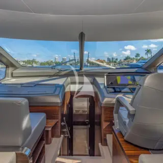 HIGH ROLLER - Image 19