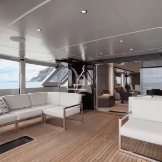 PAZIENZA - Main deck aft