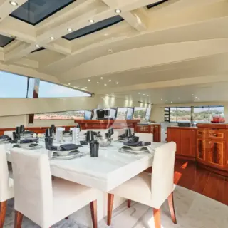 ABILITY - Dining table