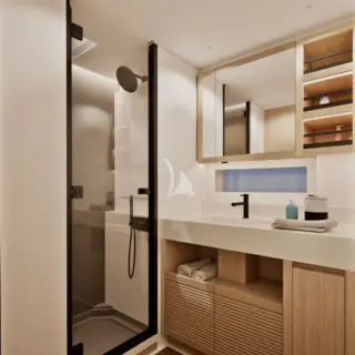 BIANCA II - Image 13