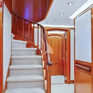 ZENJI - Staircase leading to cabins