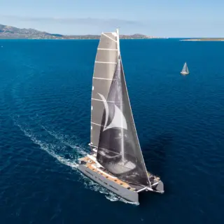 ARKTOS - EIGHTY2 sistership - Sailing1