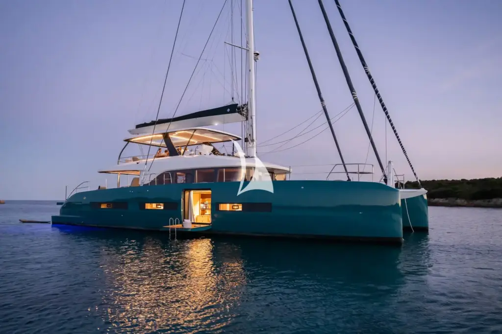 ARKTOS - EIGHT2 sistership pic