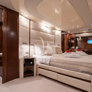 LET IT BE - Vip Cabin