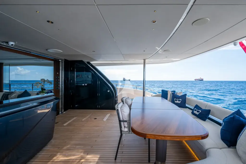 R&R - Aft Deck dining